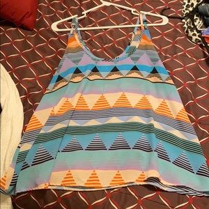 Color schemed tank top